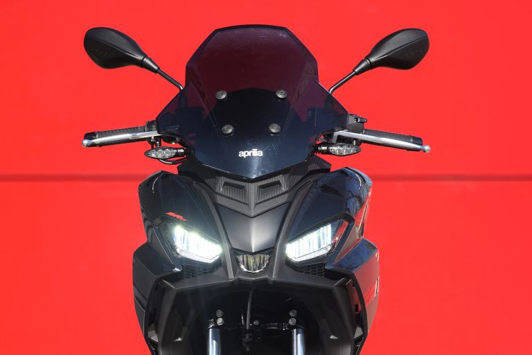 Aprilia SR GT