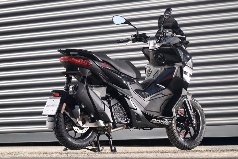 Aprilia SR GT