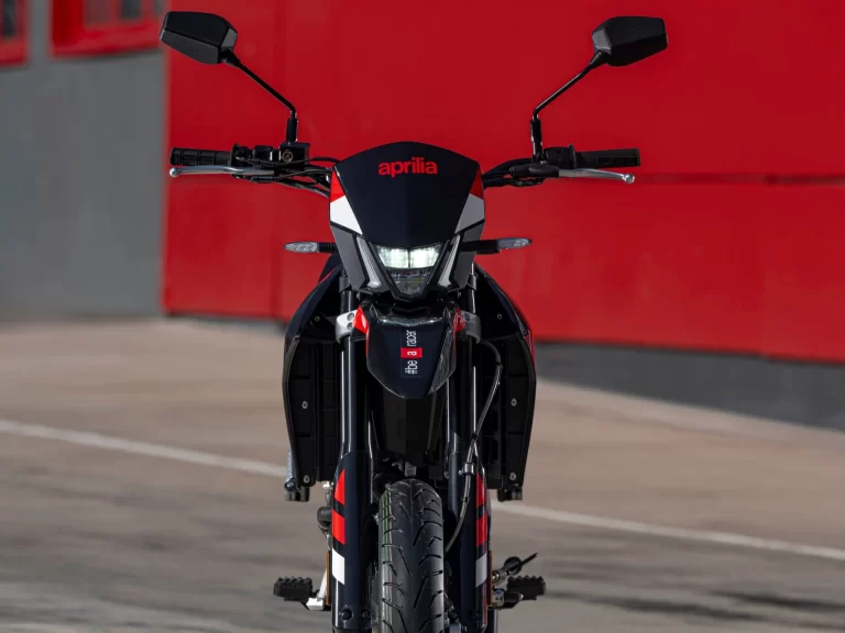 Aprilia SX