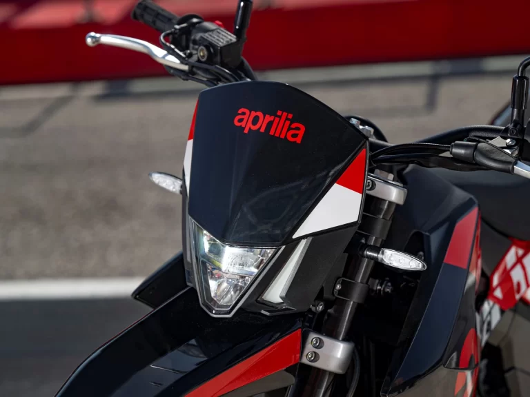 Aprilia SX