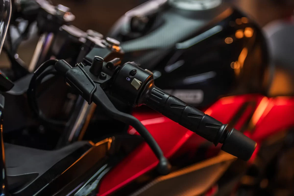 CFMOTO 250SR