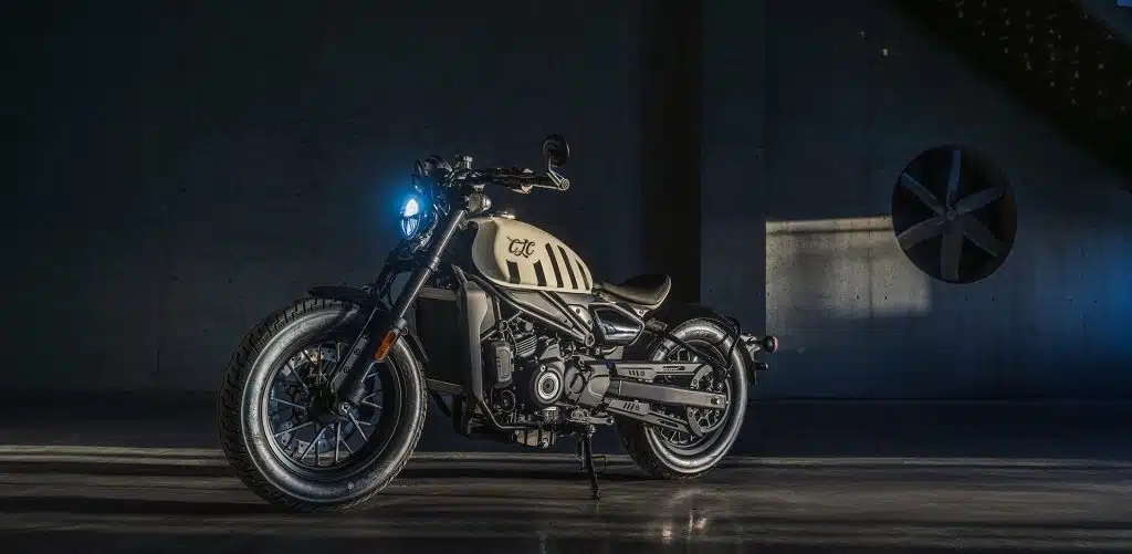CFMOTO 450CL-C Bobber
