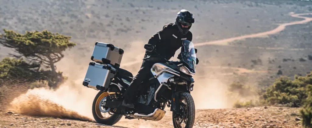 CFMOTO 800 MT Explore