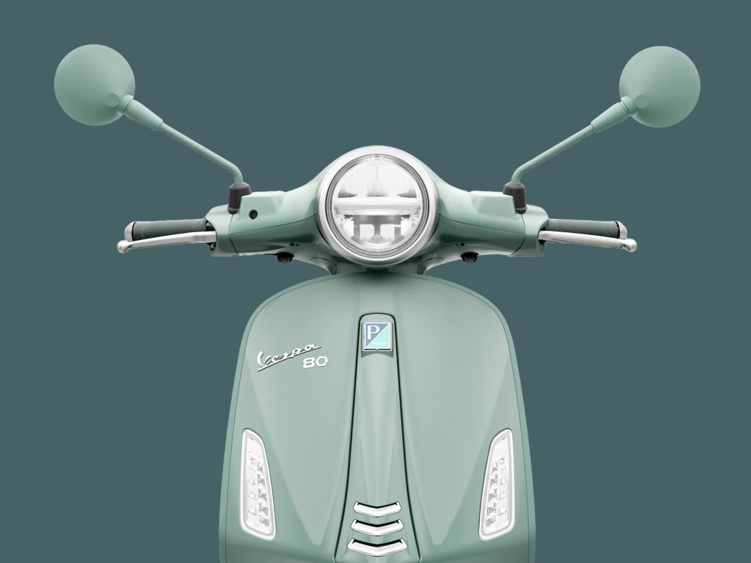 Vespa Primavera 125 80th