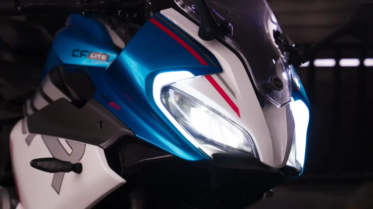CFMOTO 250SR