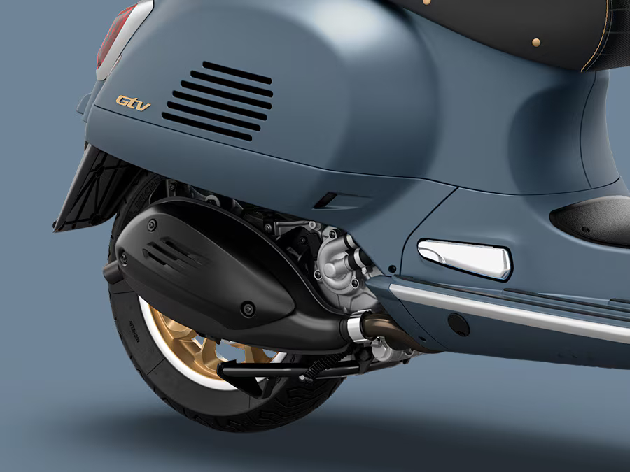Vespa GTV 310 Officina 8