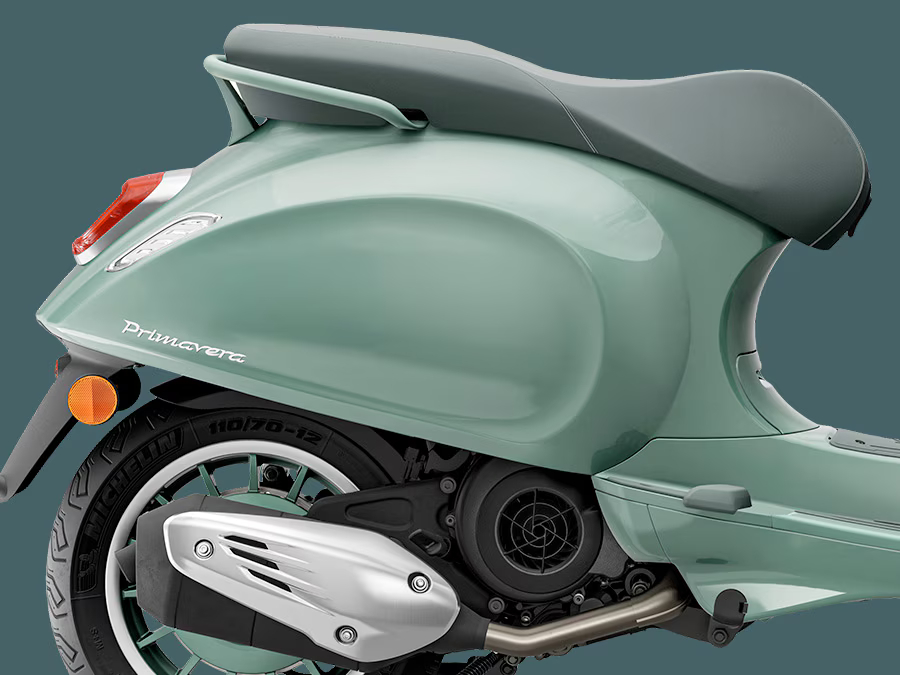 Vespa Primavera 125 80th