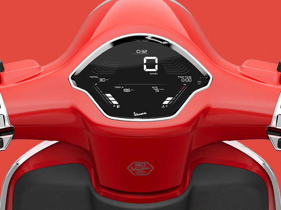 Vespa Primavera 125 RED