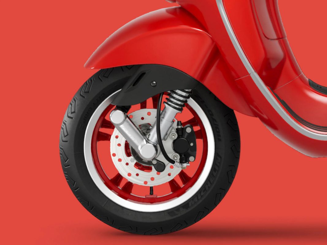 Vespa Primavera Elettrica 45 RED
