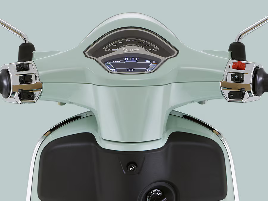 Vespa Primavera 50 Batik