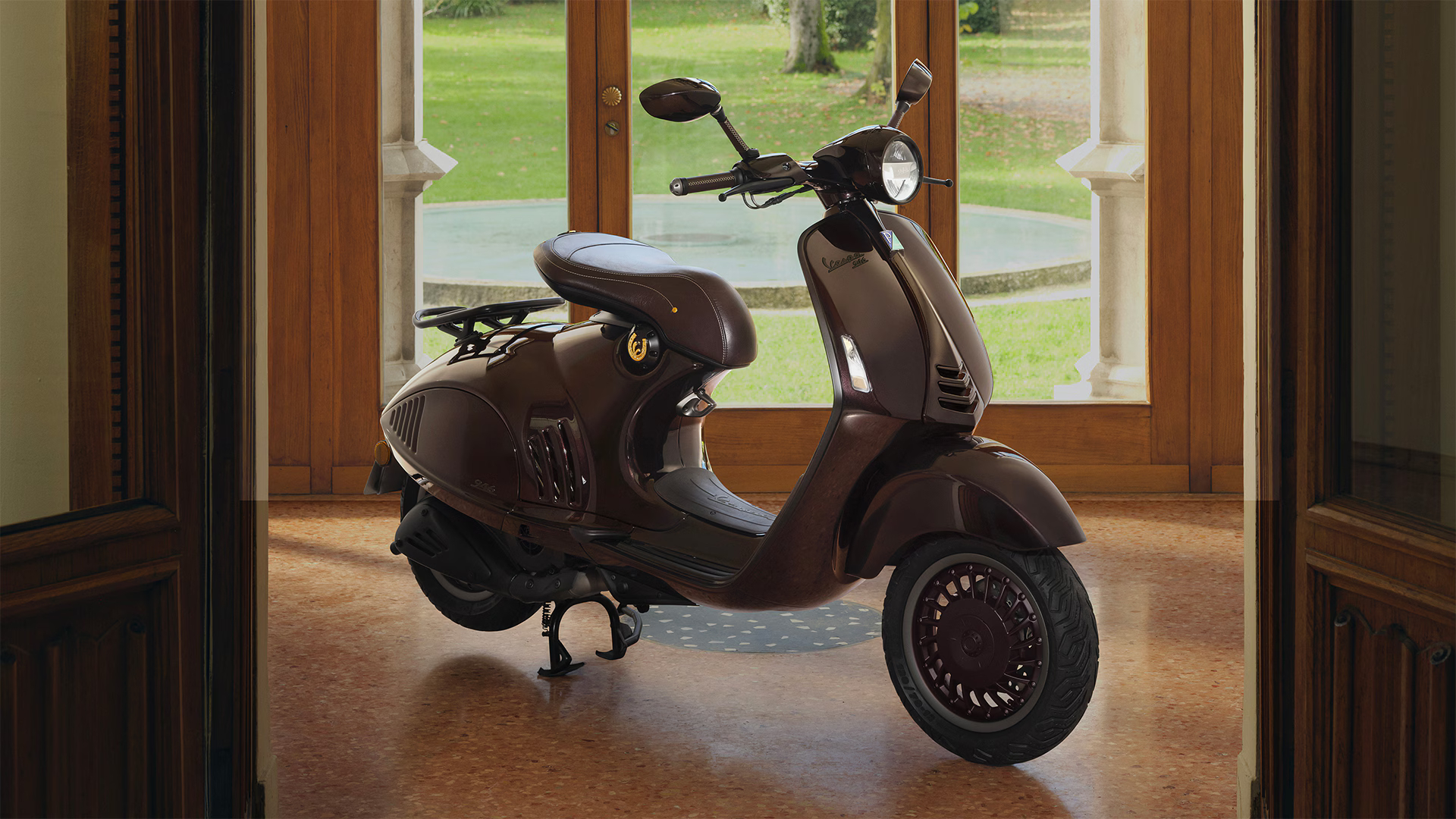 Vespa 946 Horse 125