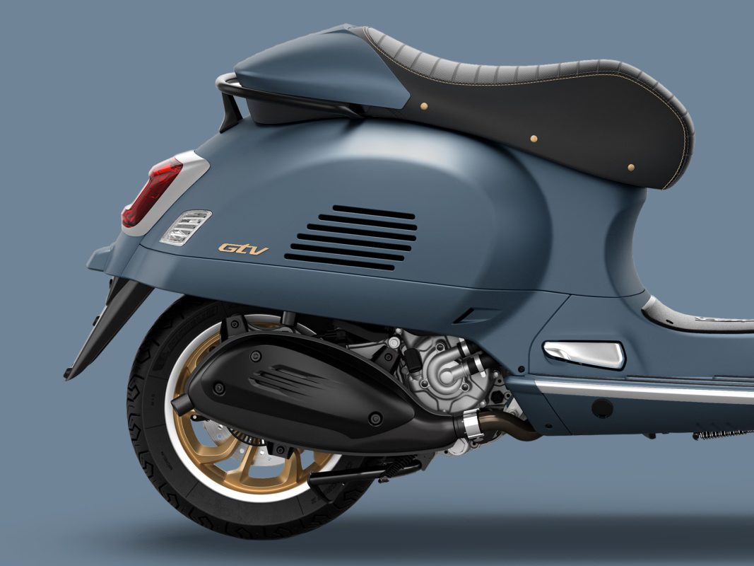 Vespa GTV 310 Officina 8