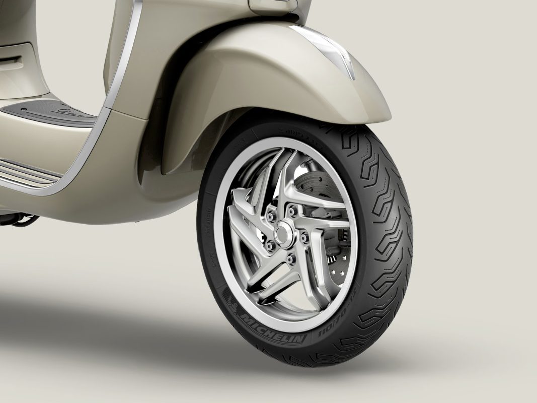 Vespa Primavera 125