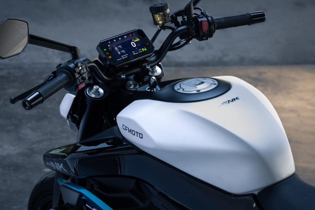 CFMOTO 675ΝΚ