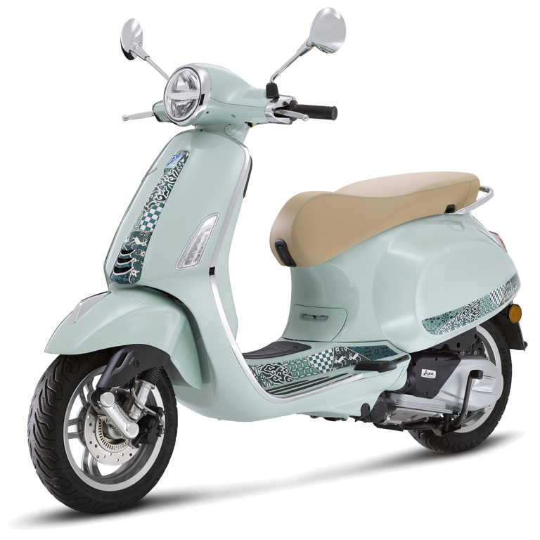 Vespa Primavera 50 Batik